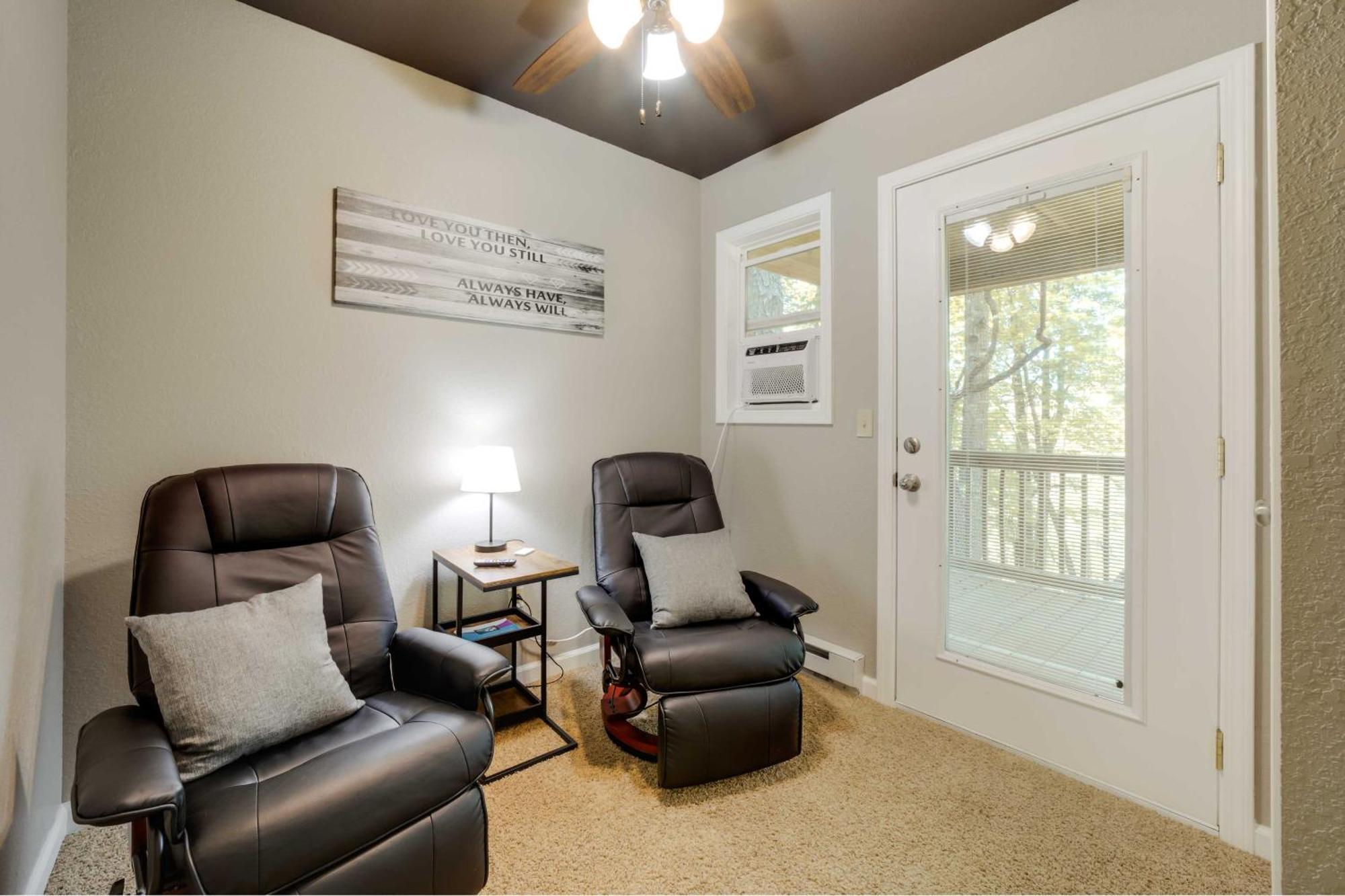 Cozy Whittier Cabin And Yard And Hot Tub, Pets Welcome Exteriér fotografie