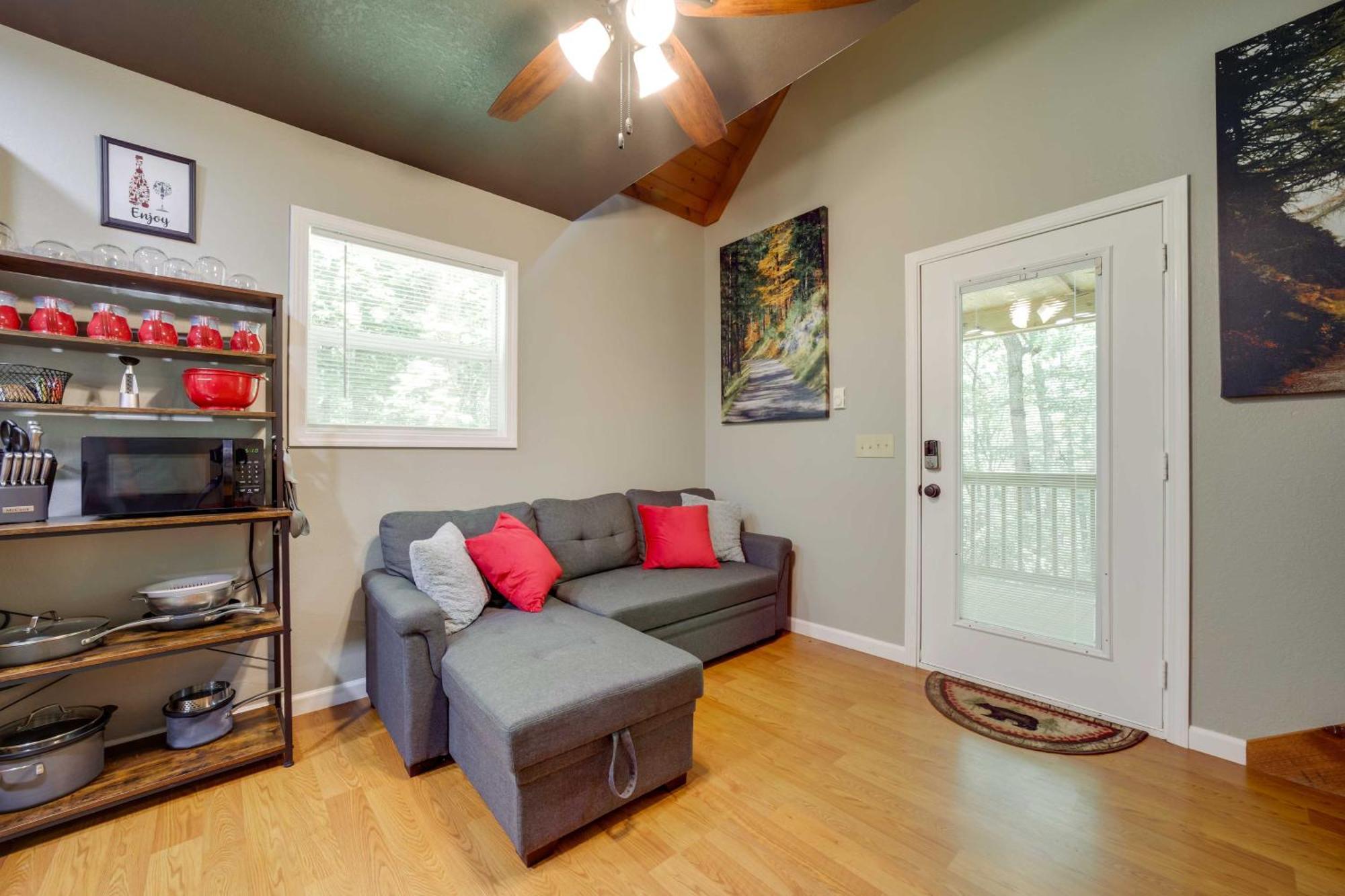 Cozy Whittier Cabin And Yard And Hot Tub, Pets Welcome Exteriér fotografie
