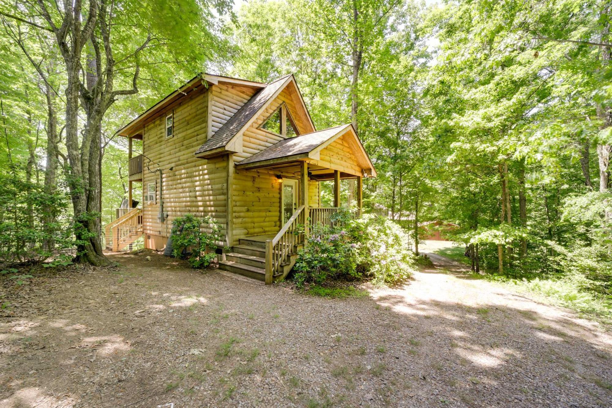 Cozy Whittier Cabin And Yard And Hot Tub, Pets Welcome Exteriér fotografie