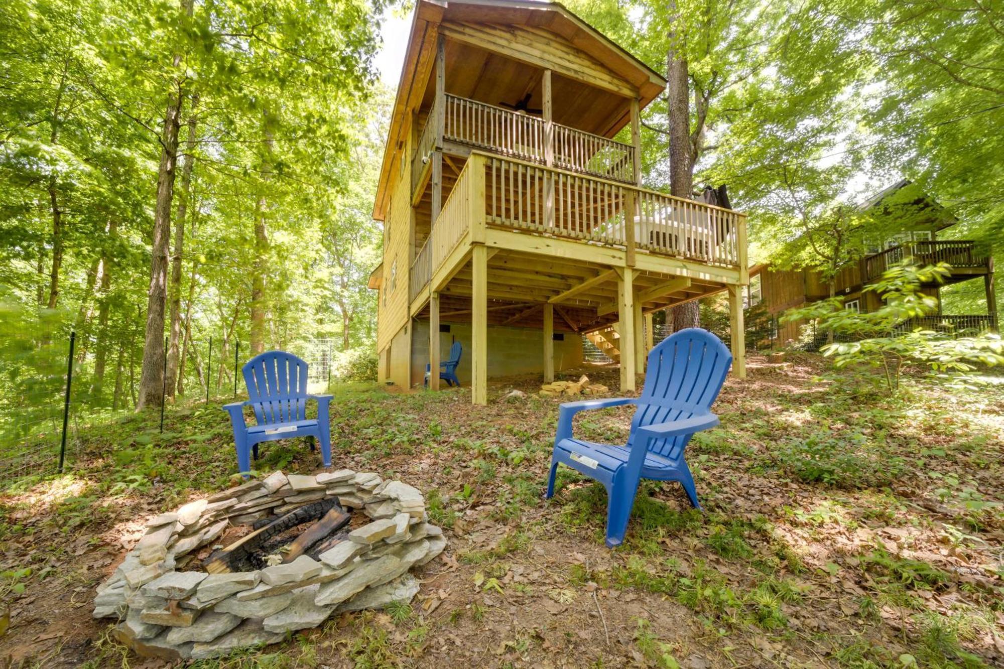 Cozy Whittier Cabin And Yard And Hot Tub, Pets Welcome Exteriér fotografie
